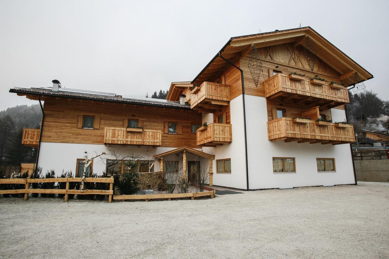 Garni & Wellness Anderle Hotel Vignola  ภายนอก รูปภาพ