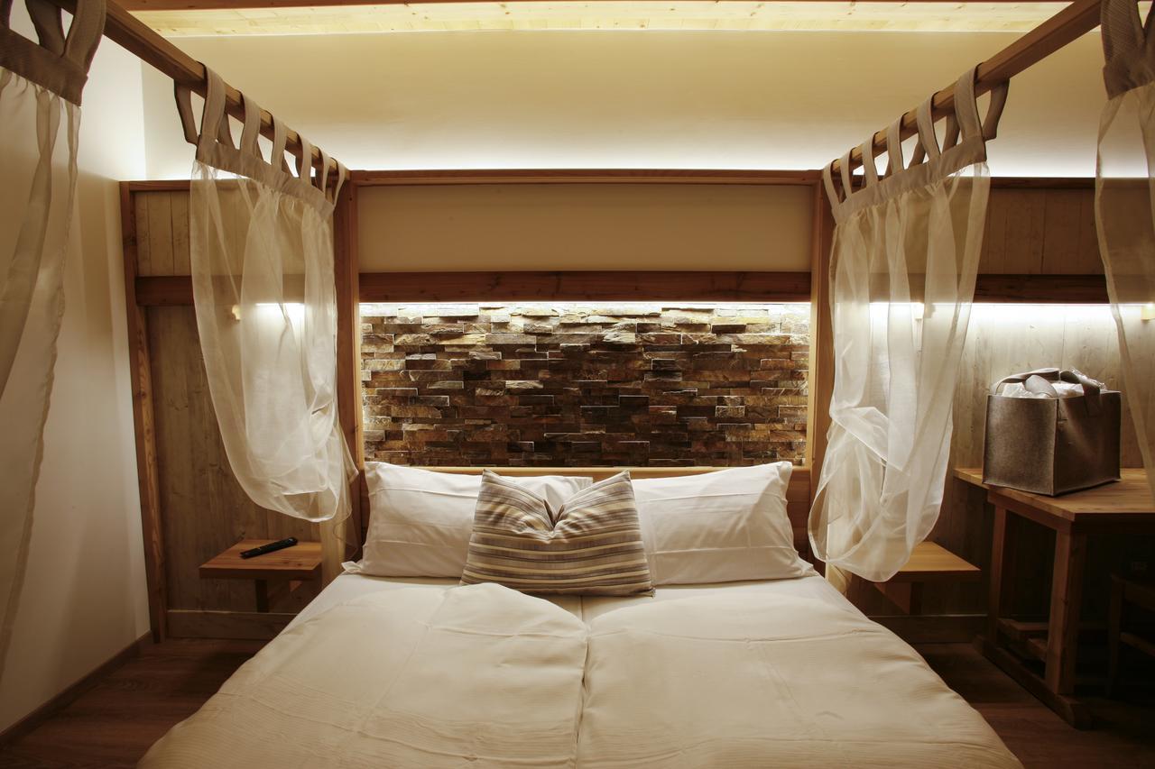 Garni & Wellness Anderle Hotel Vignola  ภายนอก รูปภาพ